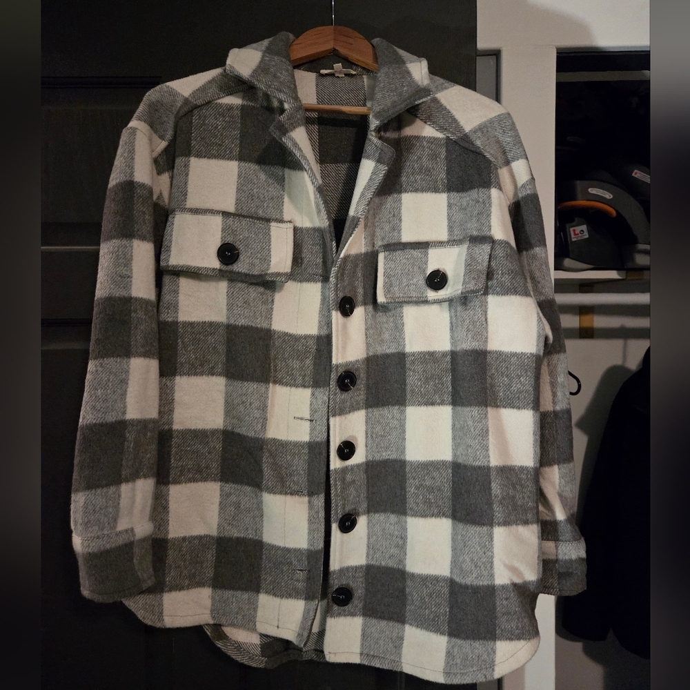 LA MIEL Gray and White Plaid Shirt Jacket